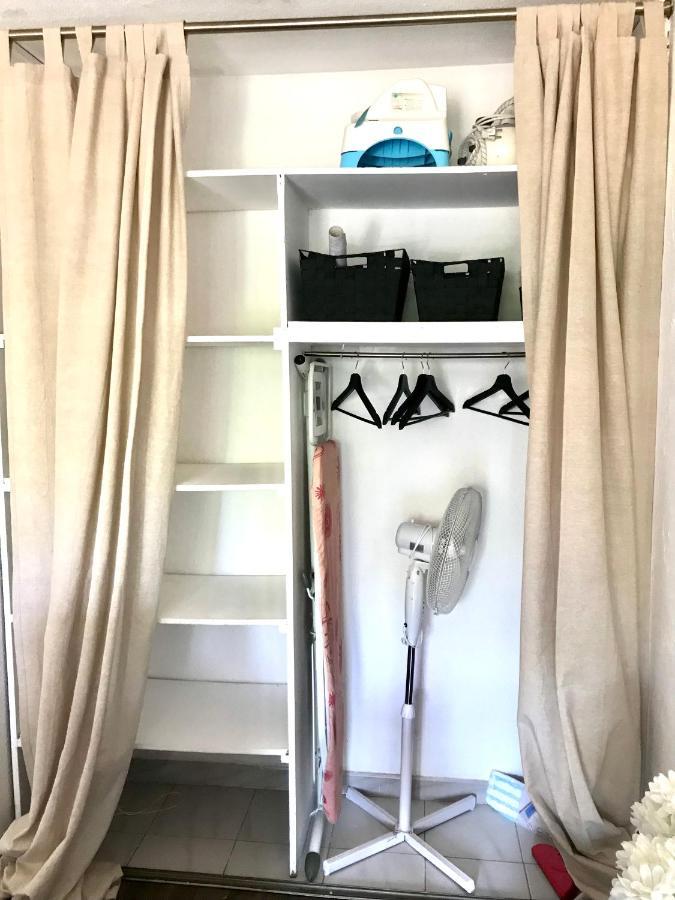 Vacances Avec Piscine Et Entree Autonome Dans Jolie Appartement Jusqu'A 4 Personnes เซริญญ็อง ภายนอก รูปภาพ