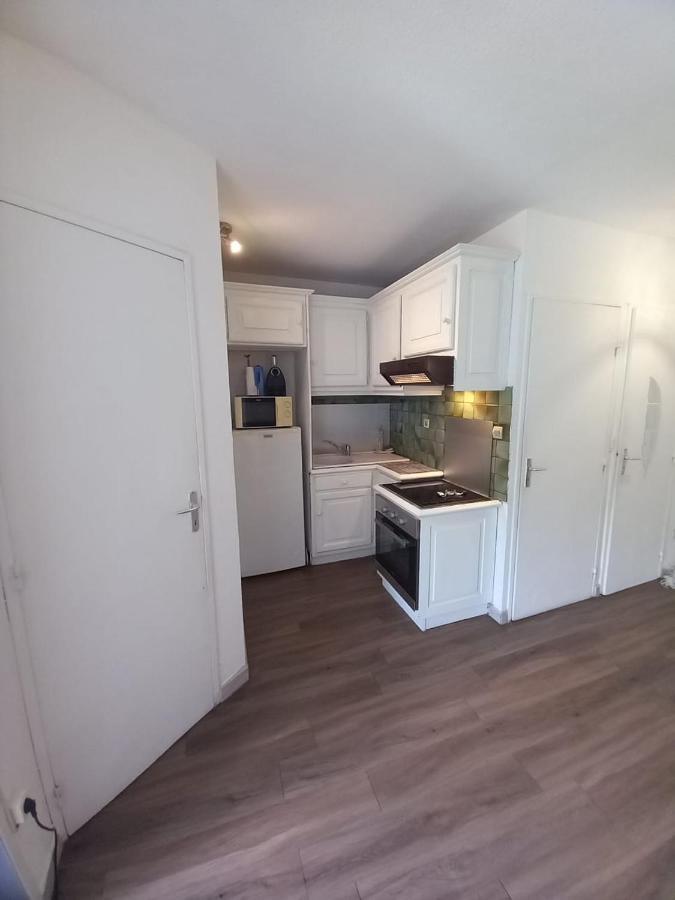 Vacances Avec Piscine Et Entree Autonome Dans Jolie Appartement Jusqu'A 4 Personnes เซริญญ็อง ภายนอก รูปภาพ